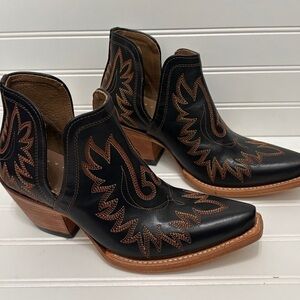 ARIAT Dixon Brooklyn Black Ankle Cowboy Western Boots Bootie Womens Size 7 B NEW
